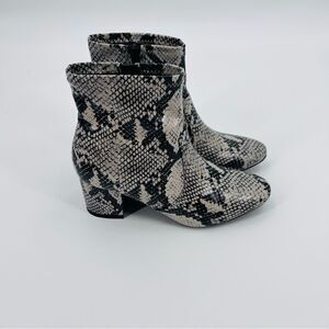 Time and Tru Boots Snake Print Black Gray Size 7